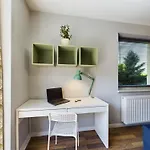 Apartmán Gdanski Przytulna Z Ogrodkiem I Tarasem By Renters *