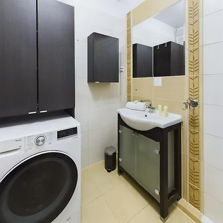شقة Gdanski Przytulna Z Ogrodkiem I Tarasem By Renters *