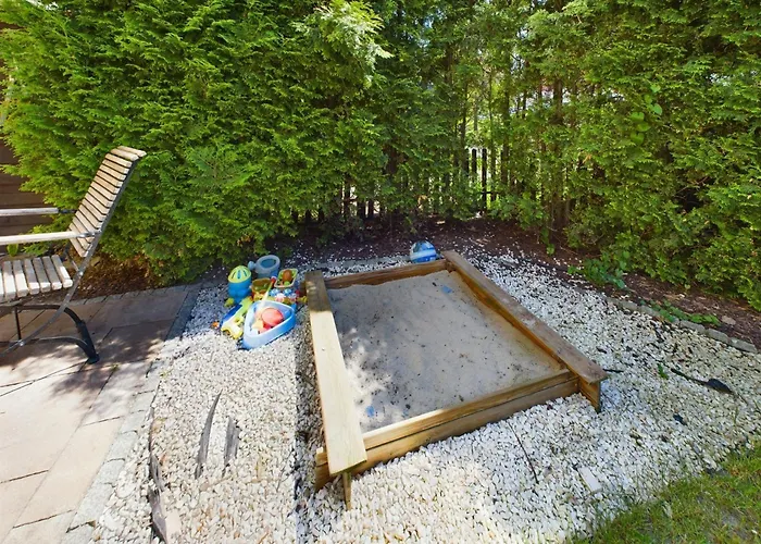 Gdanski Przytulna Z Ogrodkiem I Tarasem By Renters *